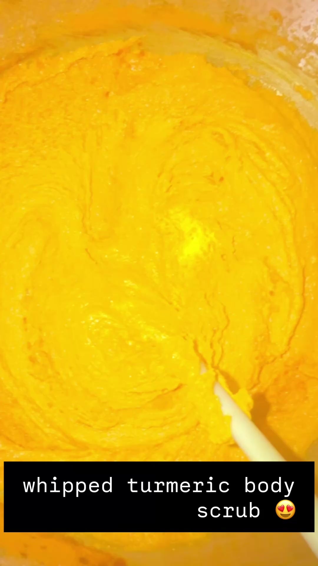 Exfoliante de curcuma / Turmeric Body Scrub
